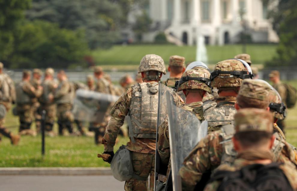 美国为何畏惧各国减持美债,增持美国债台海