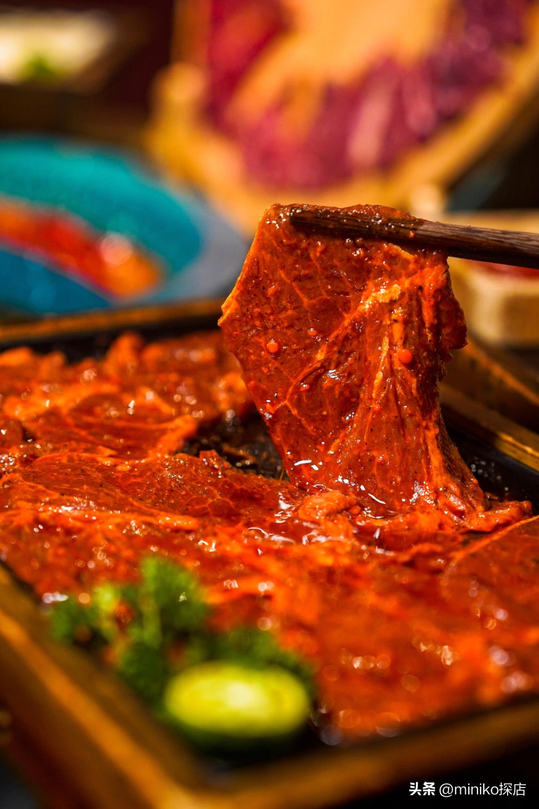 来成都必吃的火锅辣到极点,成都美食攻略十大必吃火锅排行榜