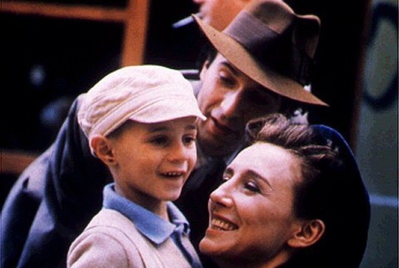 全球十大经典感人电影排行榜,十大感人催泪励志电影