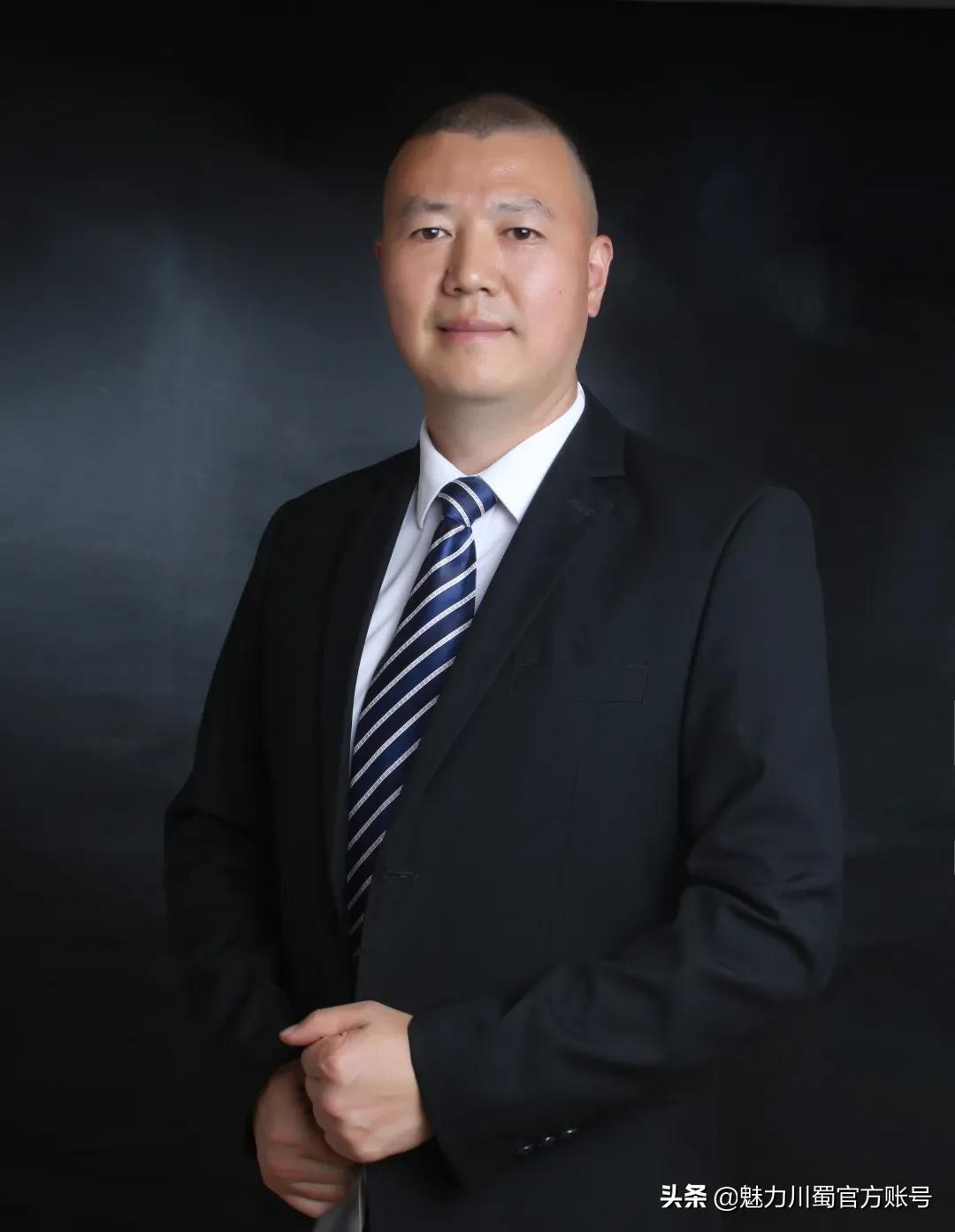 绵阳外国语学校李俊老师,绵阳外国语学校历史老师