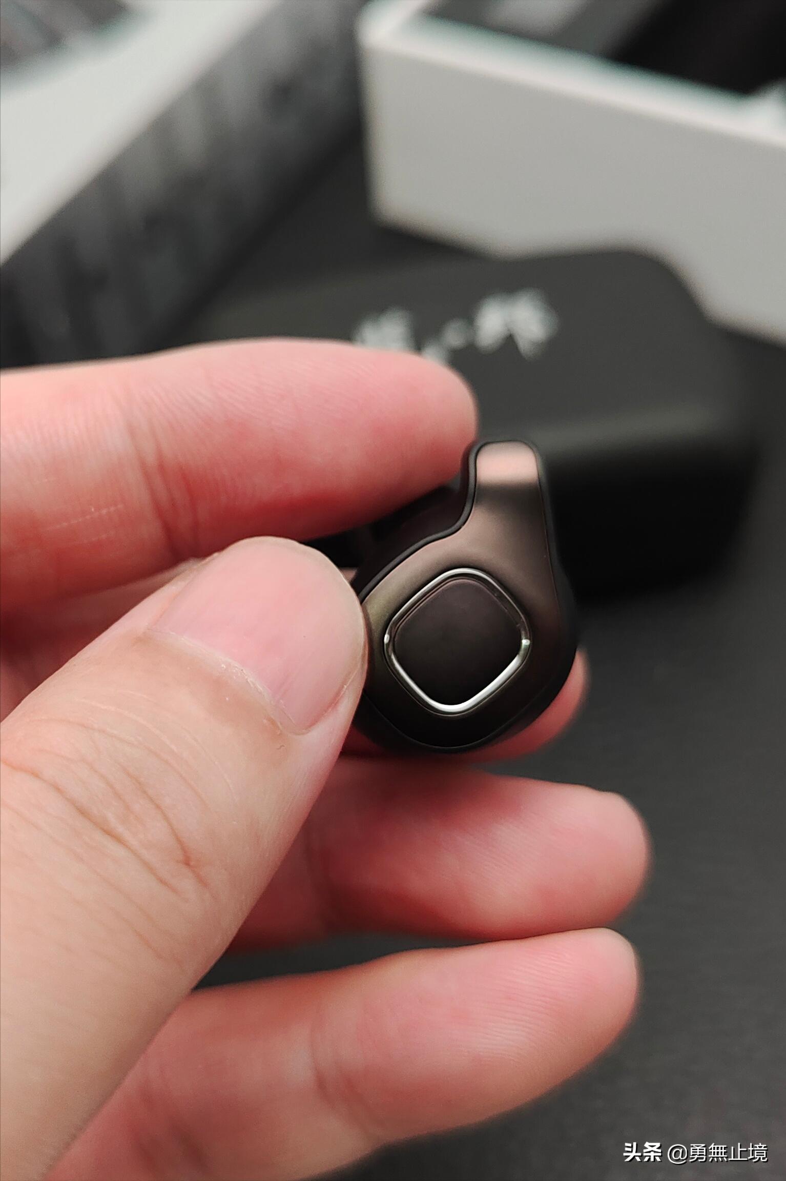 蓝牙耳机选择哪一款比较好,蓝牙耳机选哪一款比较好