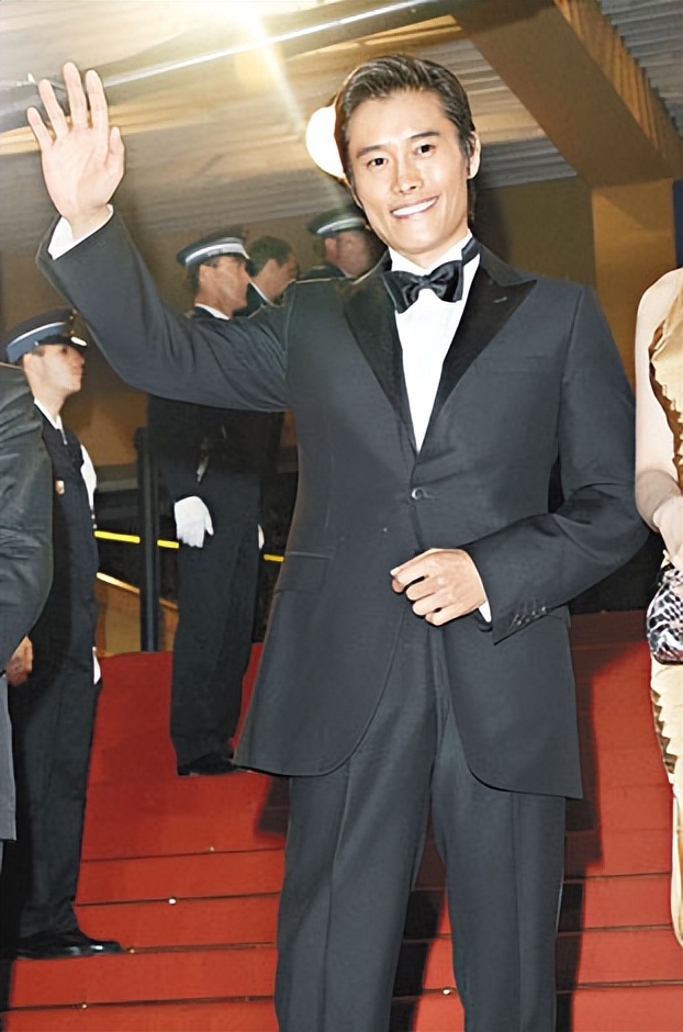 韩国影帝李秉宪红黑榜排名,李秉宪为什么被称为渣男