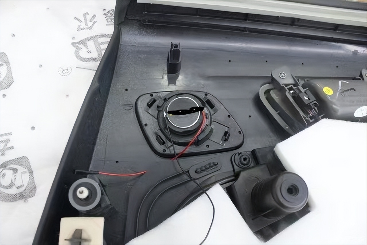 奥迪a4喇叭,奥迪a4换什么喇叭好