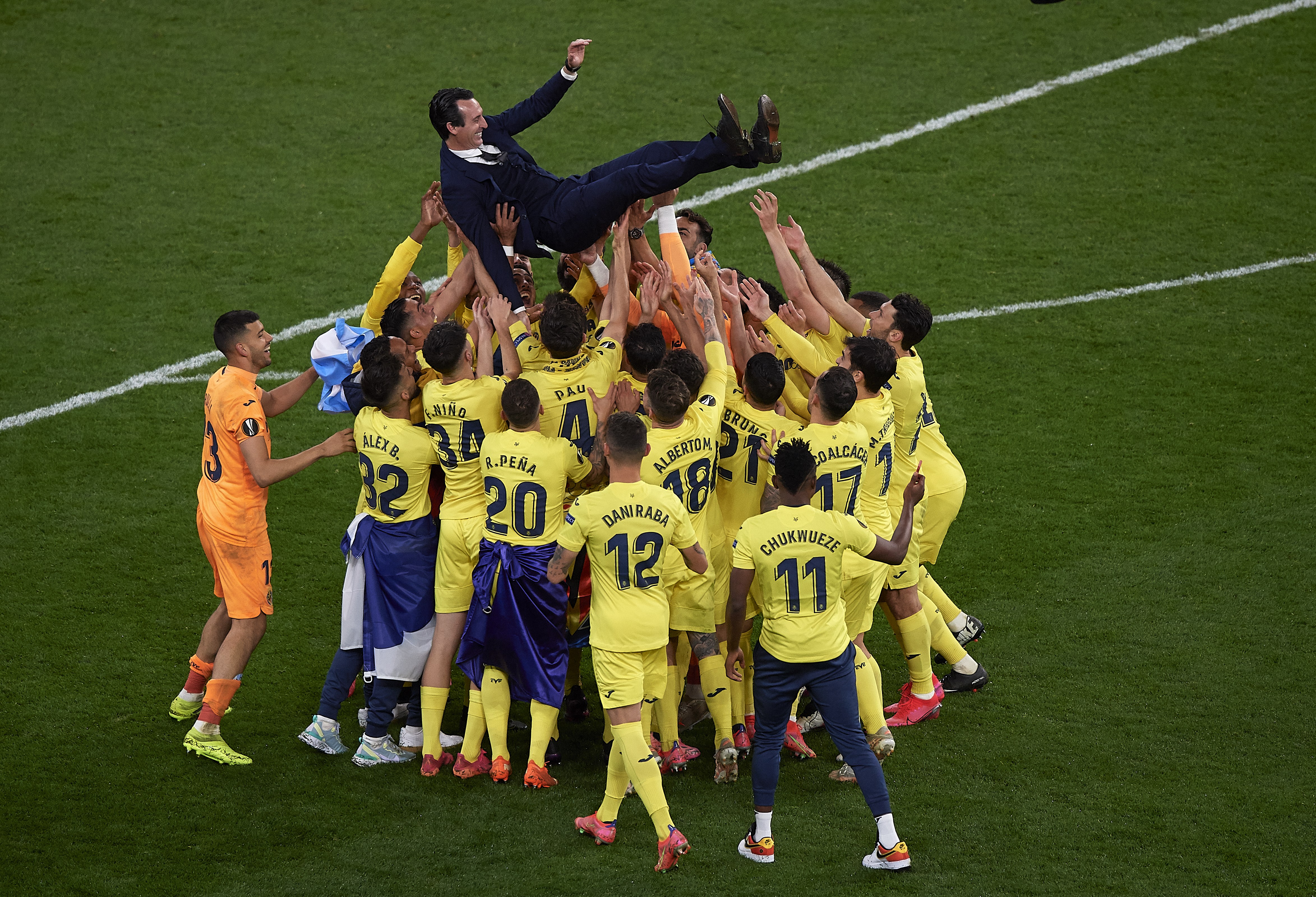 埃梅里新援曼城,埃梅里重返英超