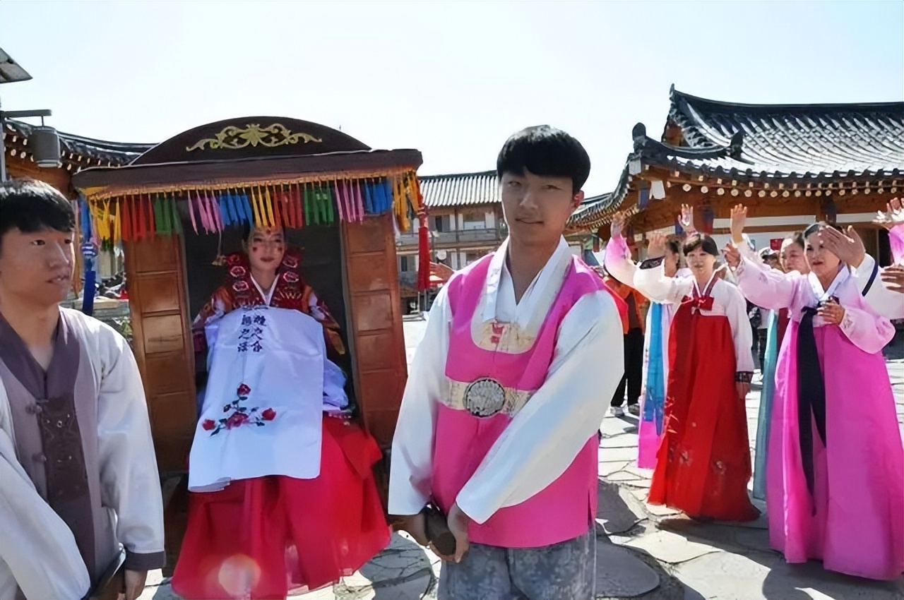 2019年朝鲜姑娘嫁浙江小伙：不要房车和彩礼，结婚只要一吨大米？