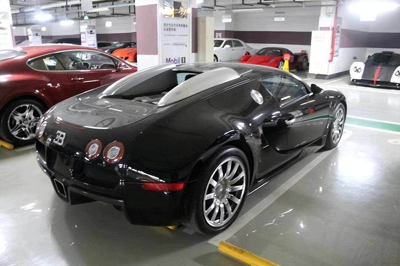 停车场落灰的豪车能开走吗,车库落灰的车可以开走吗