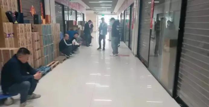 郑州百荣白酒假的多吗,郑州百荣白酒卖假酒后续