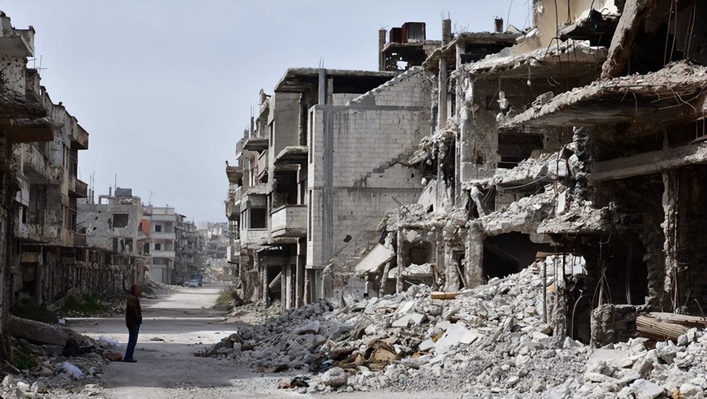 叙利亚巴沙尔感谢中国,俄媒普京向无名烈士墓敬献花圈