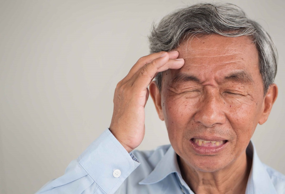 专家建议不缺钱的老年人，多吃这六样食物，腿脚有劲营养健康。