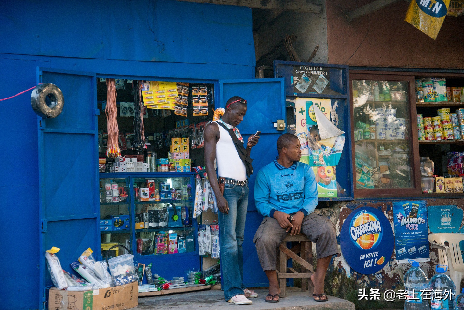乌干达中国人一个月工资多少,华人在丹麦打工一年挣多少钱