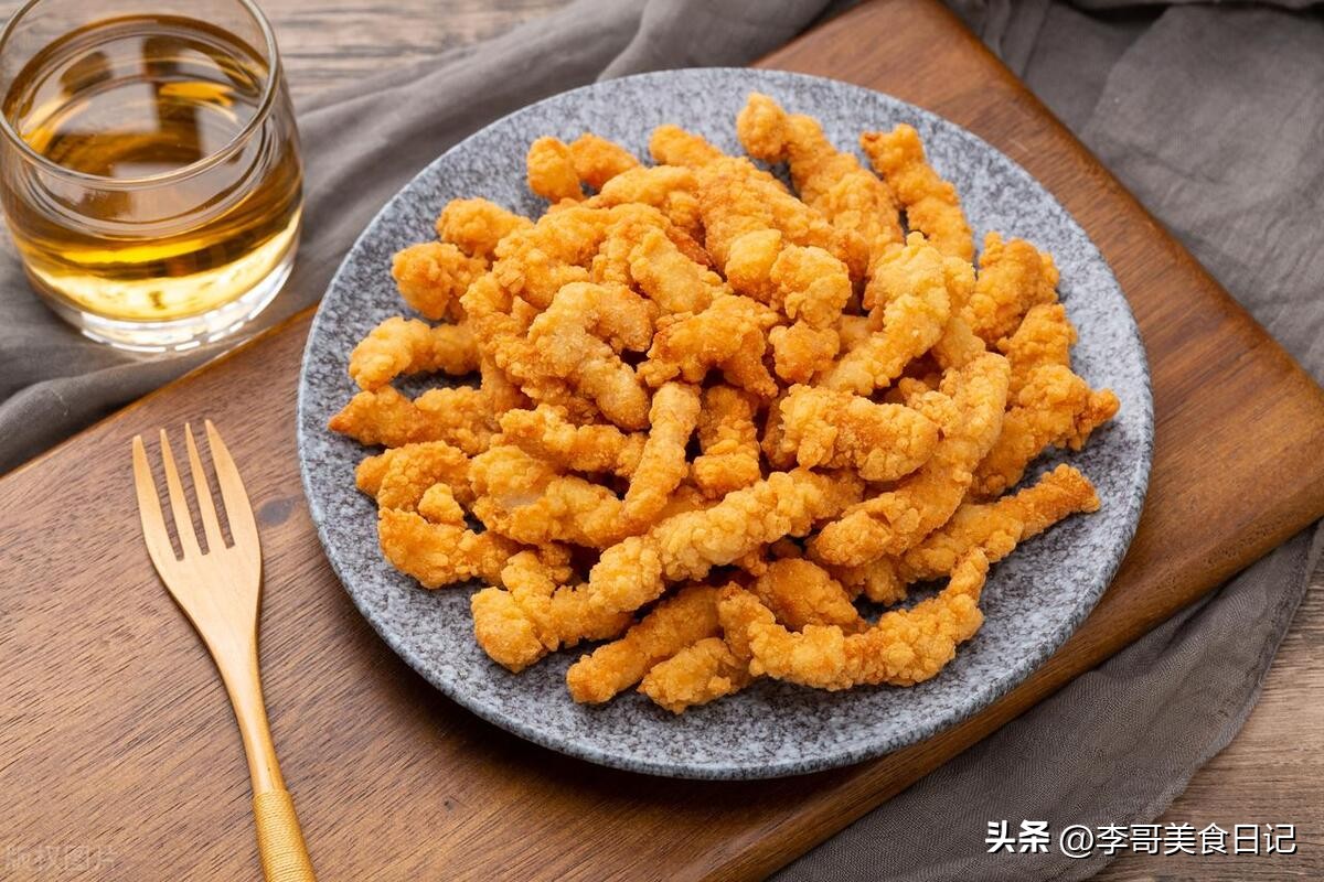 在家也能炸出饭馆味道的小酥肉,葱香浓郁外酥里嫩的小酥肉