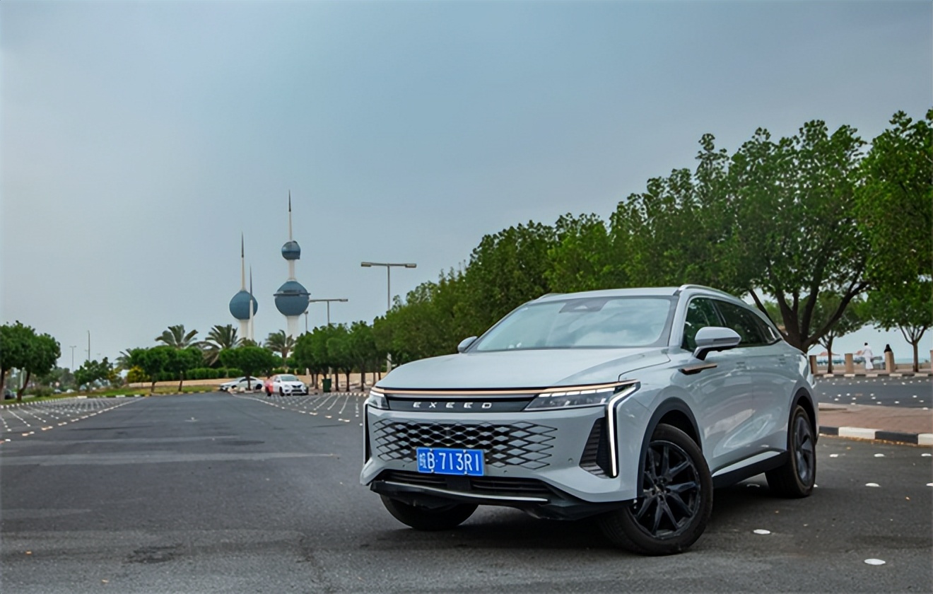 《跟着瑶光看世界》，用多项“第一”掀起短视频营销风暴