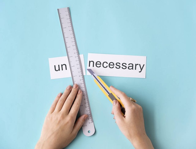 男生总是送我生活用品,男生老是送一些便宜的小礼物