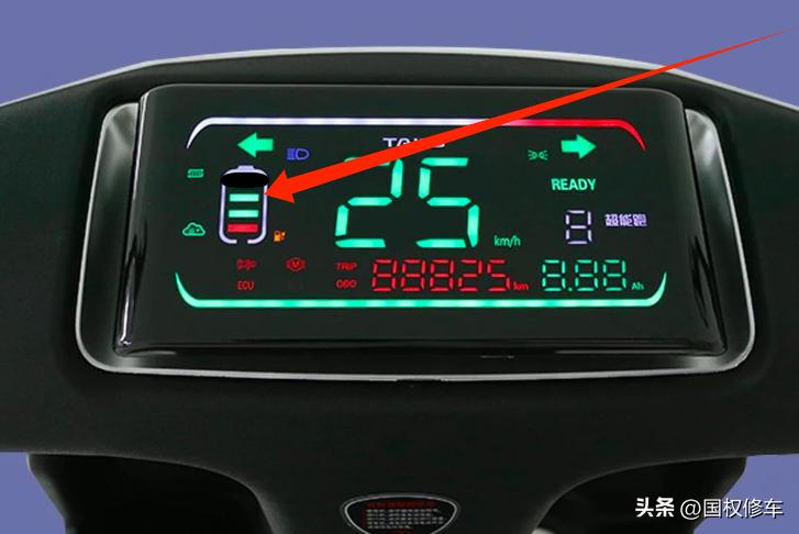 电动车充电器变绿灯后还在充电吗,电动车充电器跳绿灯了还会充电吗