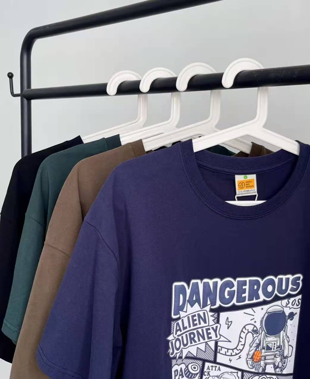 很多女生胖了怎么穿衣服,女人胖了穿衣服不好看