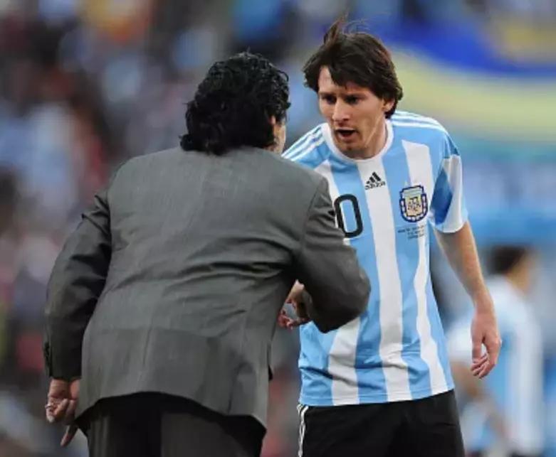 梅西带领平民球队赢得大力神杯,独步天下梅西传