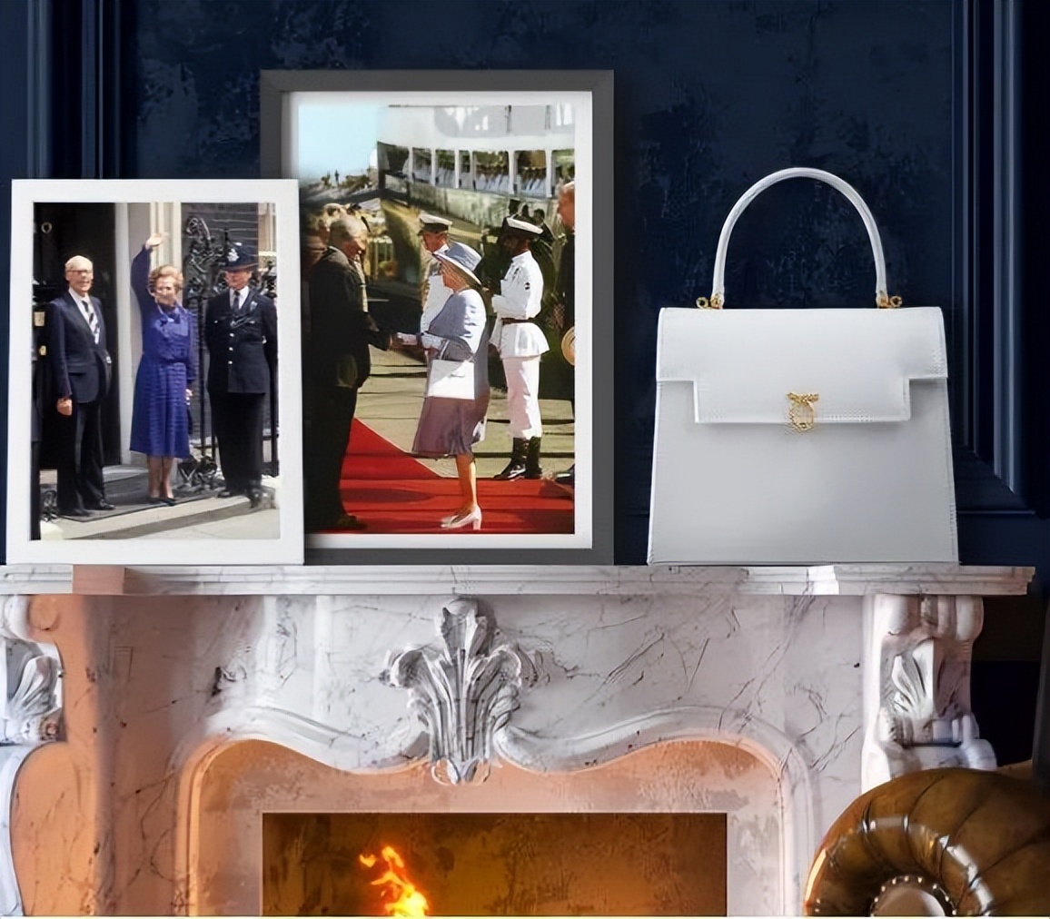 英国女王最喜欢的包包牌子,英国女王拿的包包价格