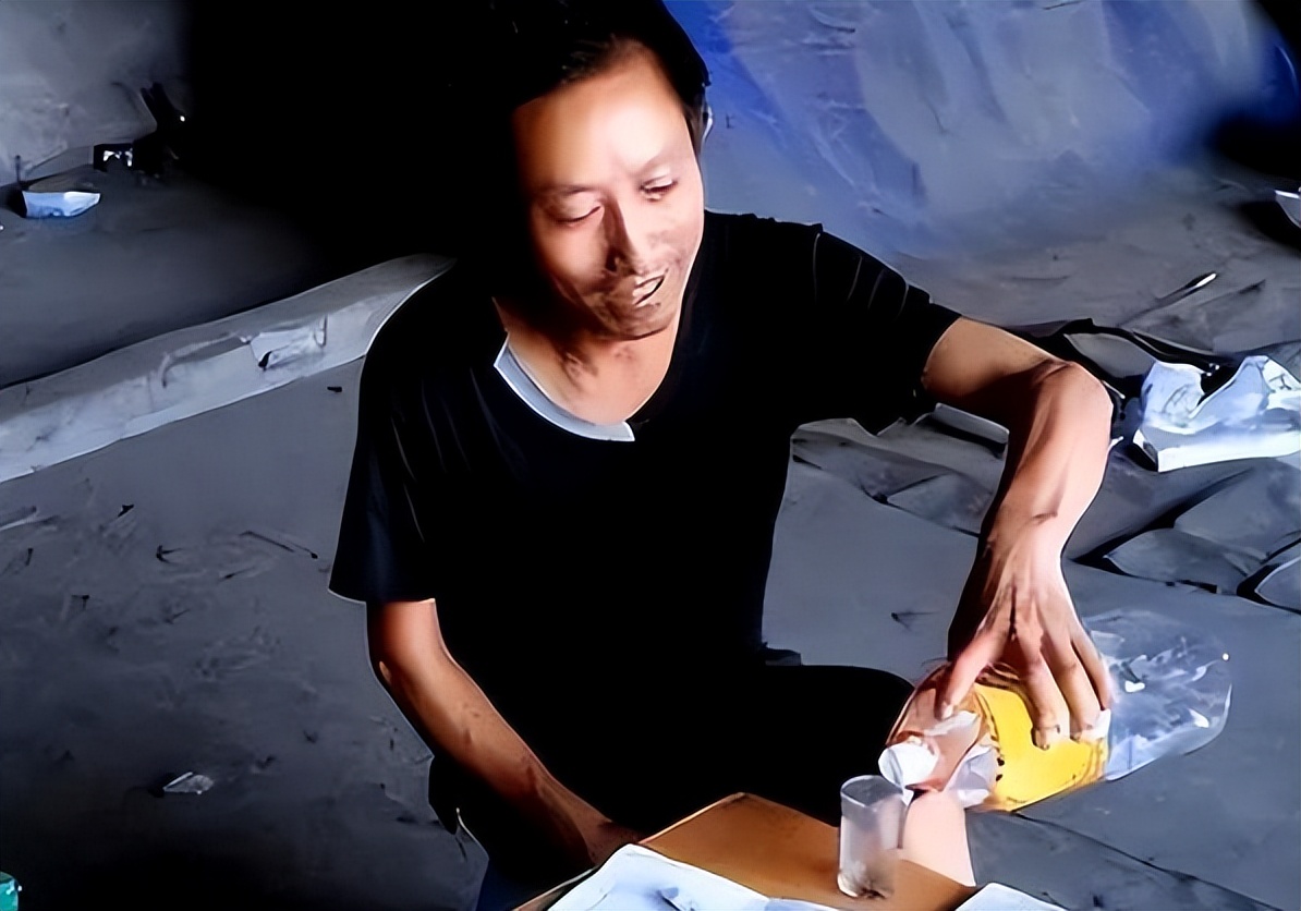 男子研究彩票三年,农村男子研究彩票多年连中500万