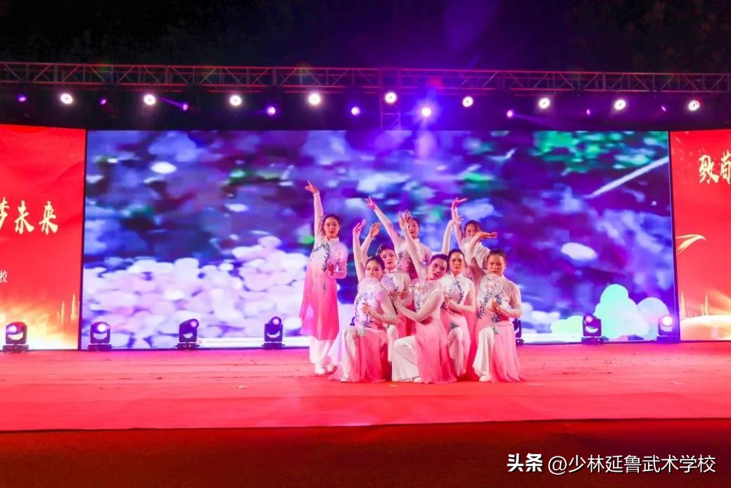 鑷存暚闈掓槬绛戞ⅵ鏈潵涓婚鍥㈡棩娲诲姩,鑷存暚闈掓槬鑺傜洰