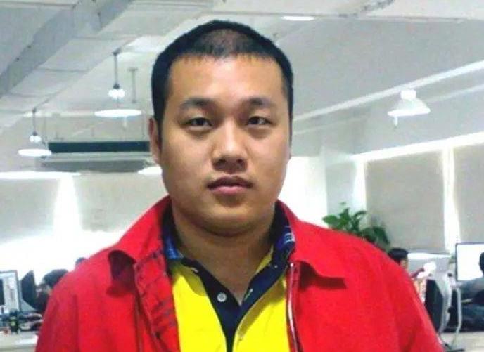 游戏公司老总徐波的照片,游戏富豪徐波