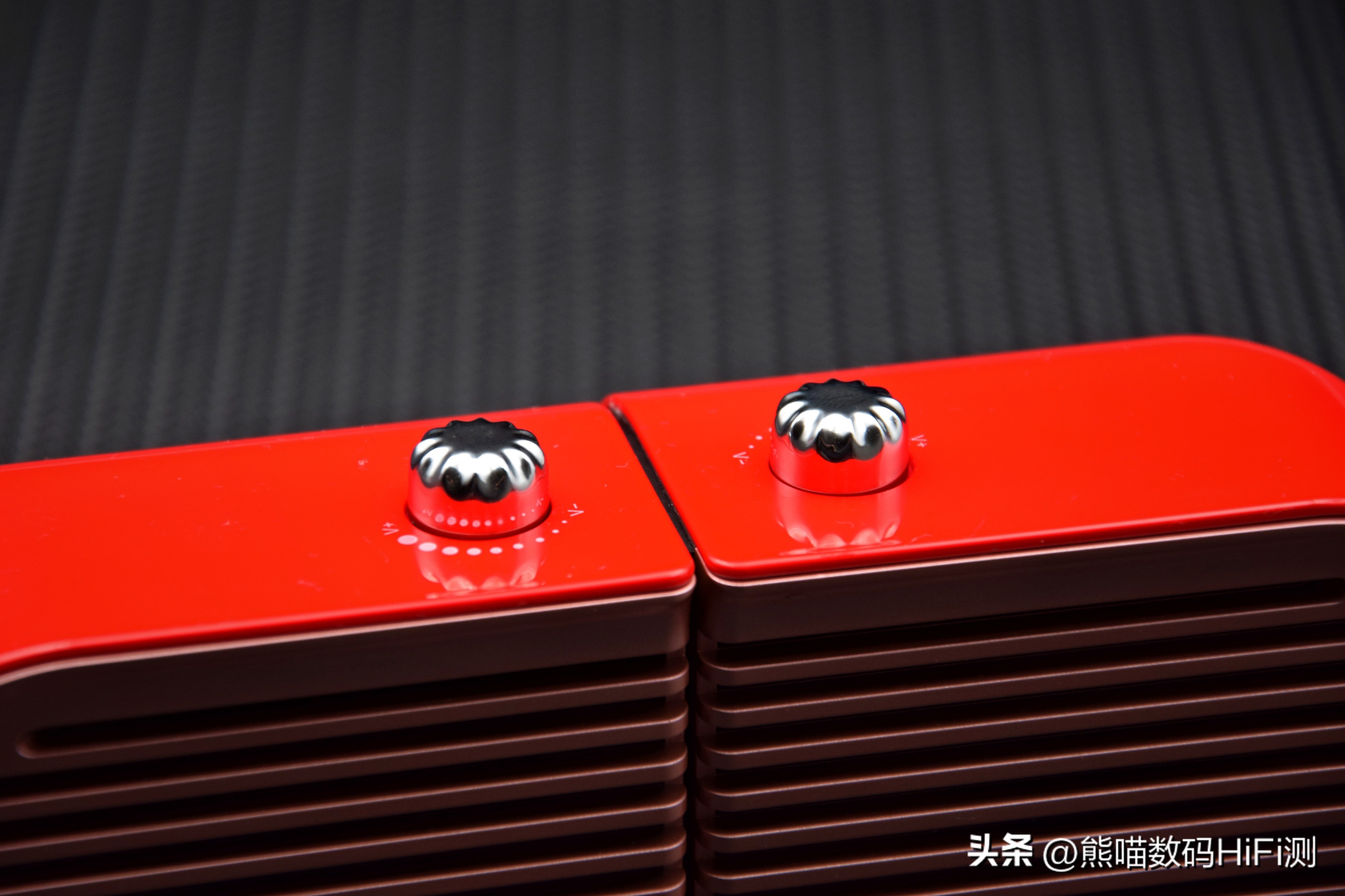 随身便携式户外蓝牙音响,户外旅行听歌设备