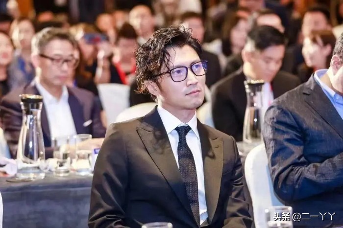 谢霆锋与王菲成功复合的四大原因,如何看待谢霆锋和王菲的爱情