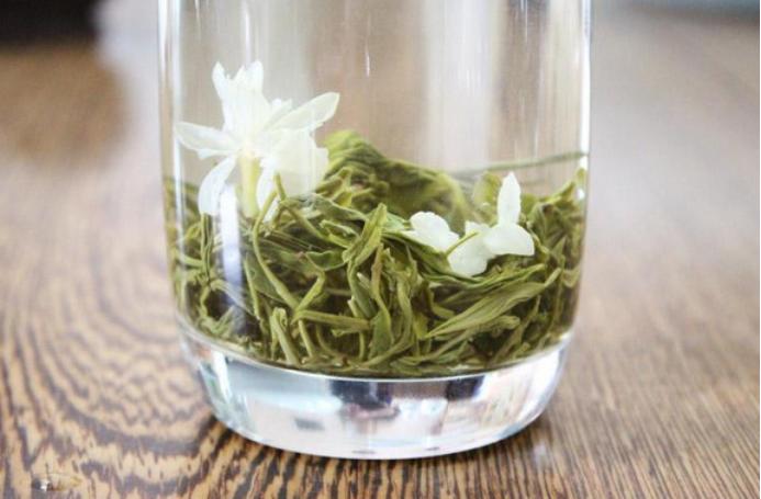 三伏天喝点什么茶解暑,三伏天又湿又热喝什么茶最合适