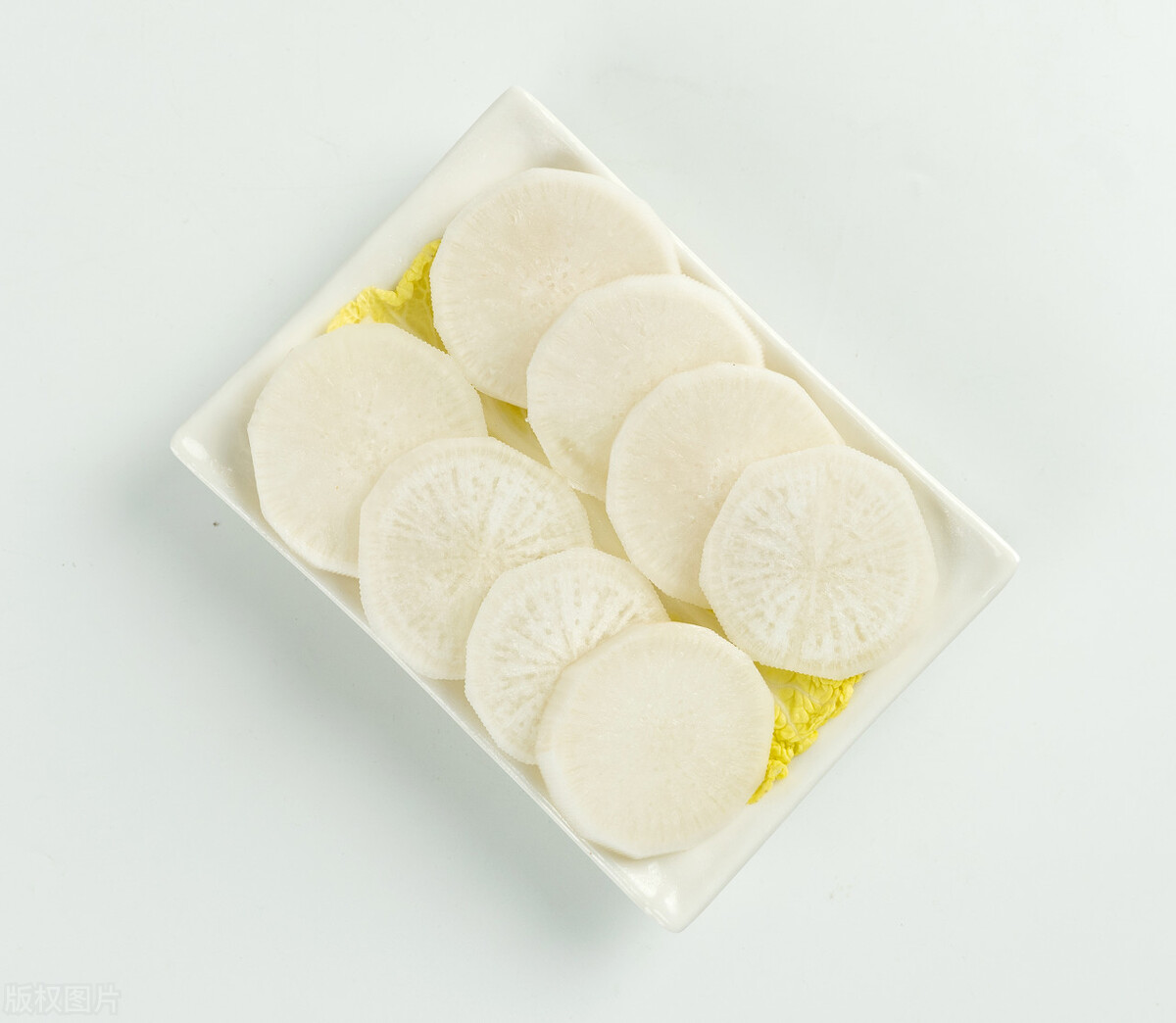 喉咙痒声音哑咳嗽有白痰吃什么药,阳过以后嗓子痒老是咳嗽怎么回事