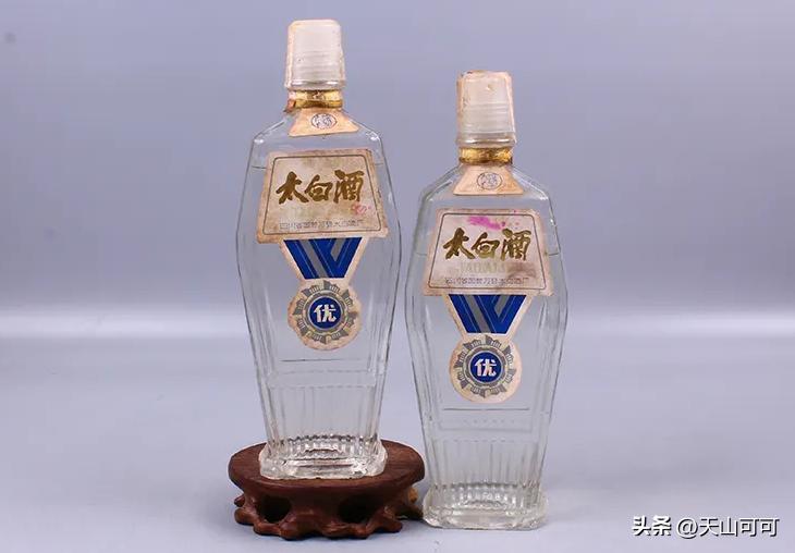 超市三种不起眼的白酒都是纯粮酒,超市里无人问津的纯粮酒