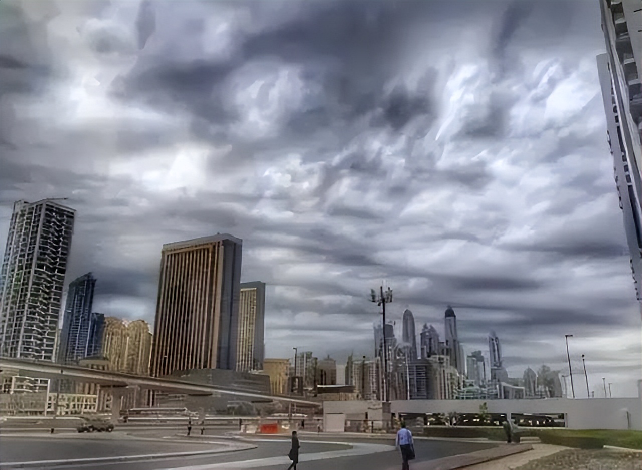 在迪拜打拼8年,在迪拜奋斗的河南人