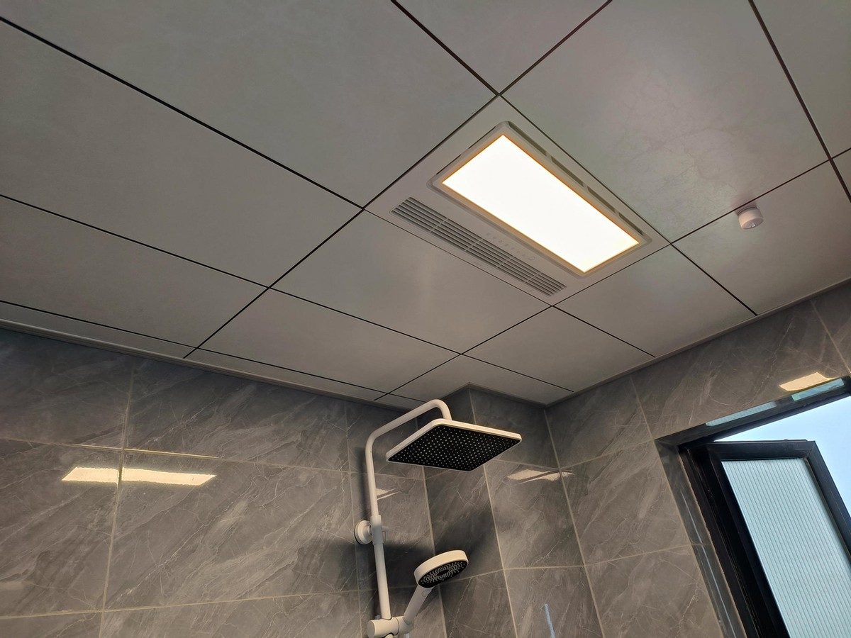 家装风暖浴霸,智能浴霸如何选择