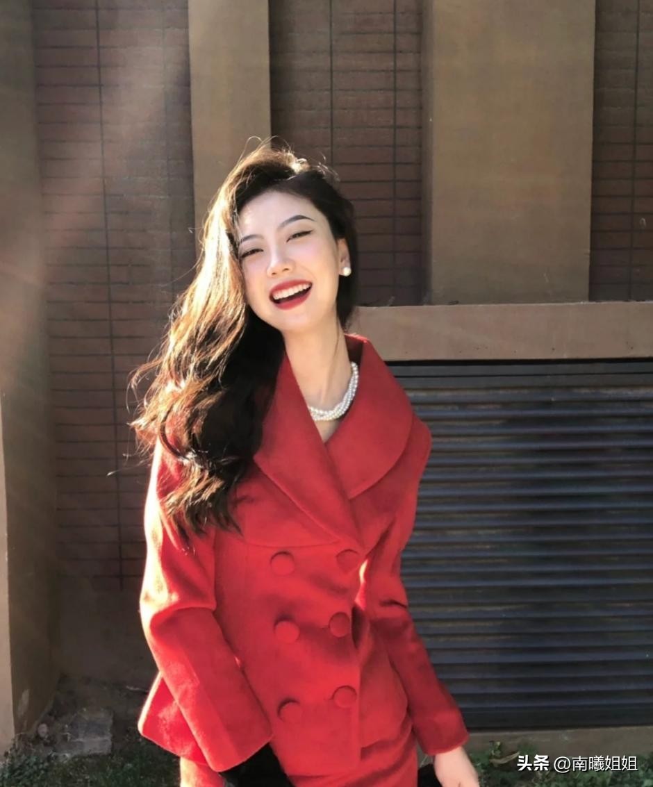 适合细软塌发量少的锁骨卷发,锁骨卷发流行发型减龄