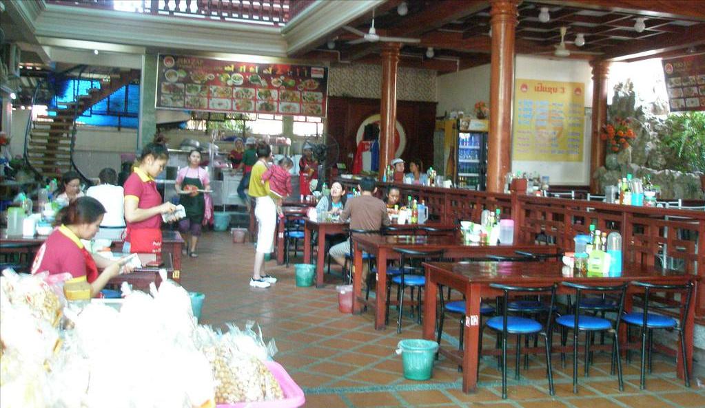 老挝有多少经商的中国人,老挝有10万湖南老乡吗