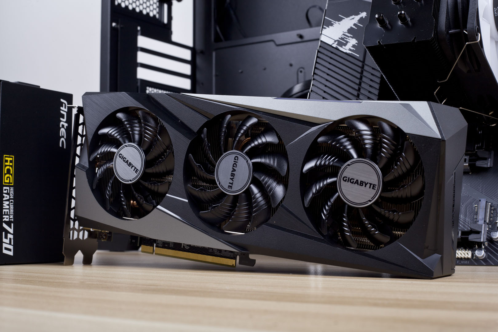 抄底进行时,甜点级技嘉RTX3060魔鹰体验