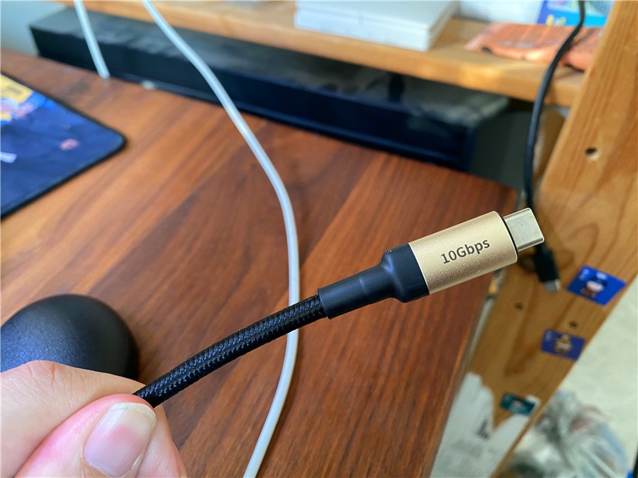 ipad用原装充电器会不会烧主板,ipad用非原装充电导致充电慢