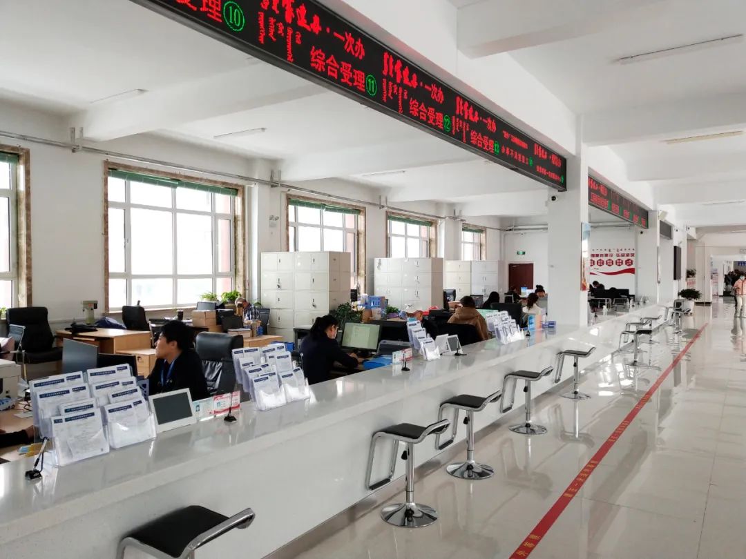 优化营商环境深化一站式办理模式 (以政务服务升级助推营商环境蝶变)