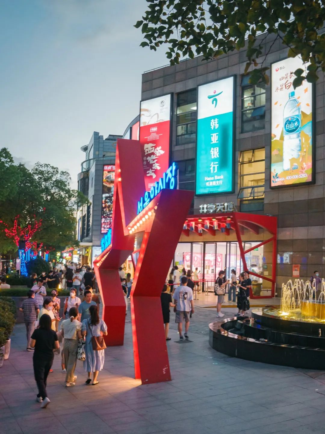 最新韩国街美食攻略,韩国街有什么好逛的