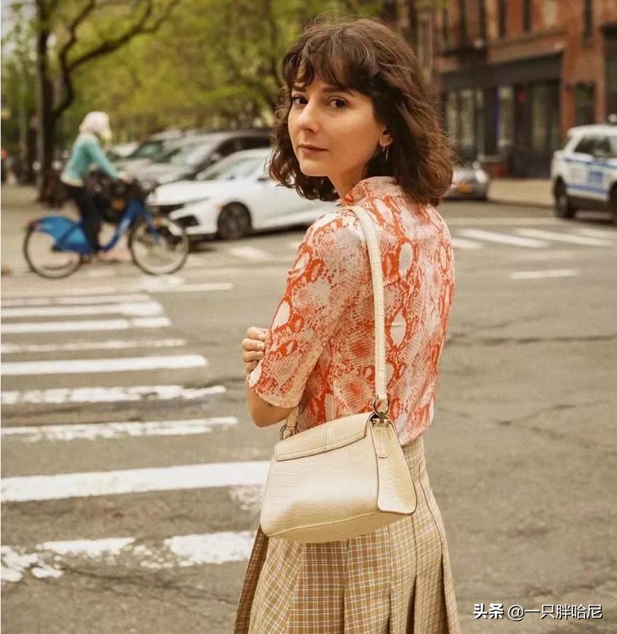40岁女士气质高端穿搭冬裙,中年气质女裙高级感