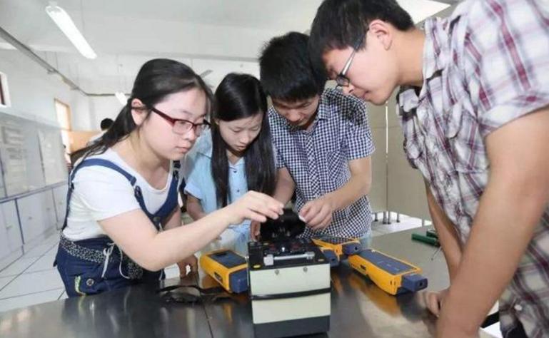 2022年医学专科热门专业,2022年大学生报考的热门专业