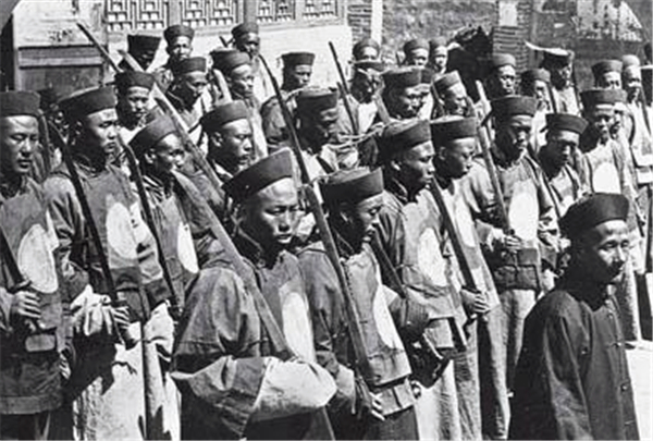 晚清姑娘被卖到美国后的结局,清朝女子被卖到美国的电影