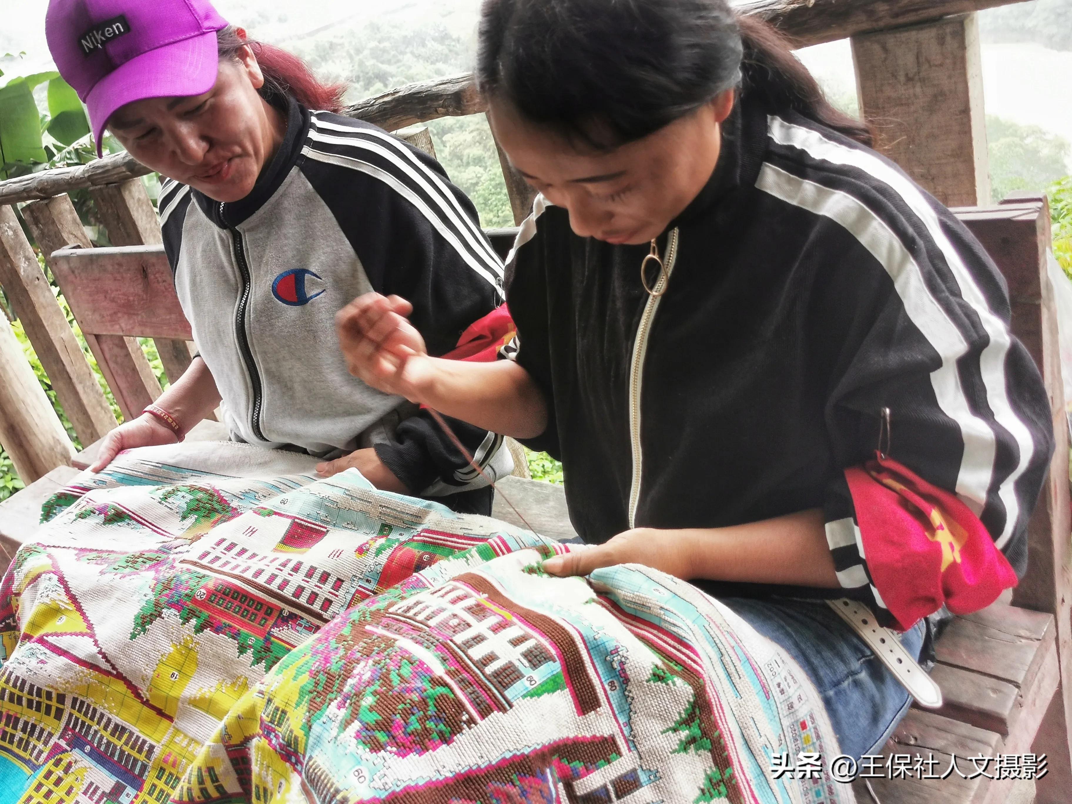 布达拉宫墙布刺绣,手工缝制的布达拉宫画像