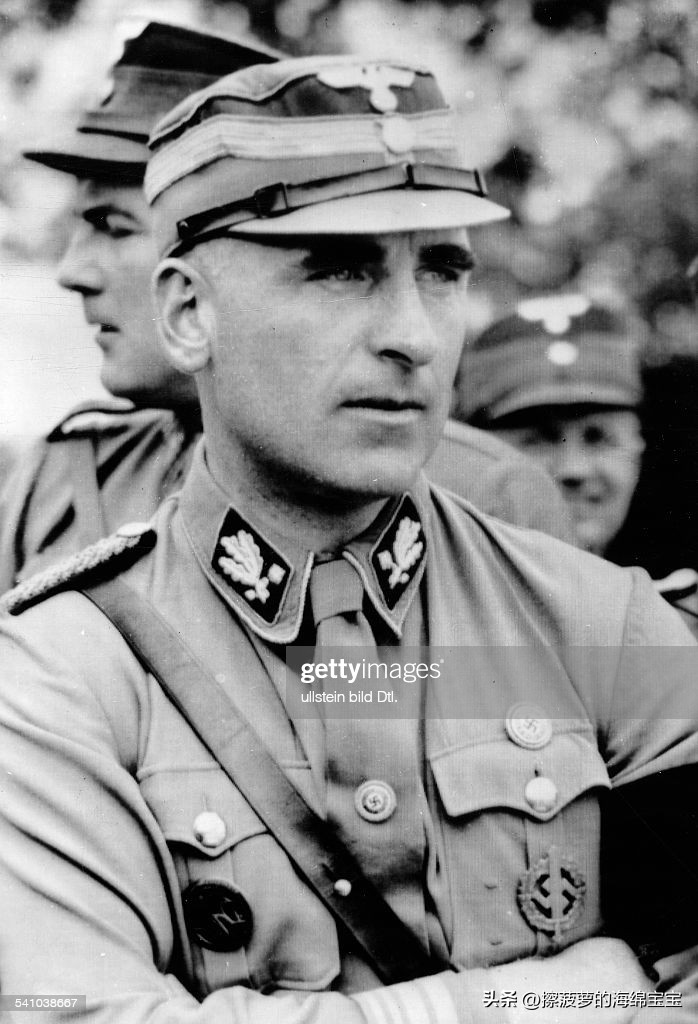 纳粹冲锋队用的什么枪,纳粹德军军衔图解