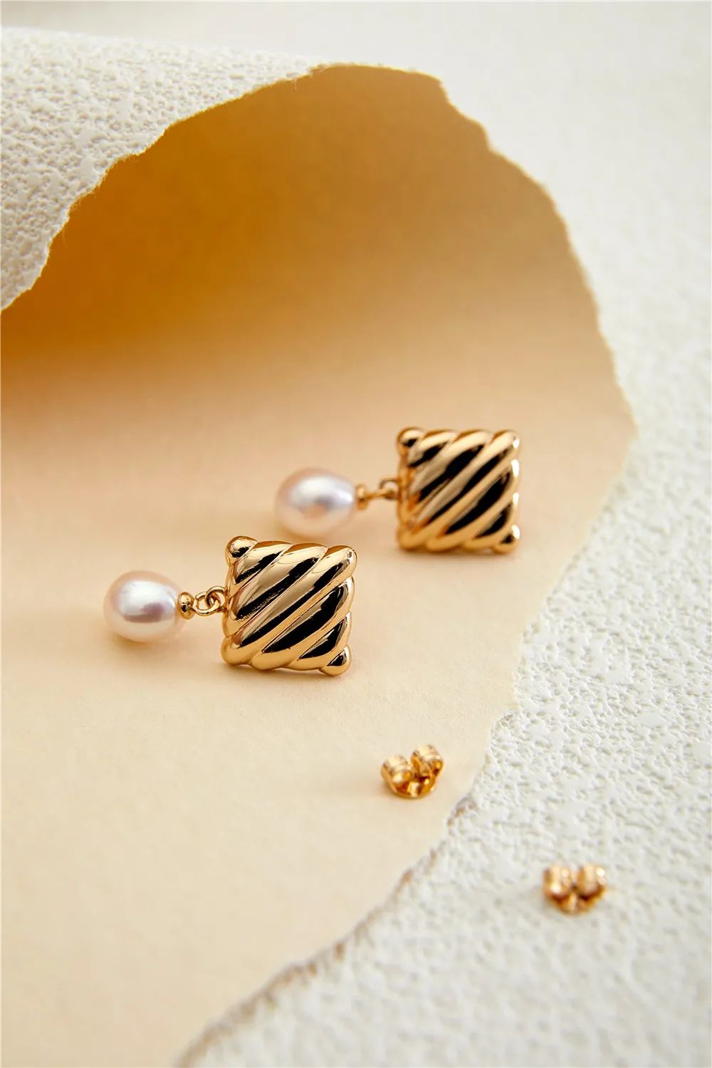 珍珠哪款好看又实用,女人为什么都爱首饰