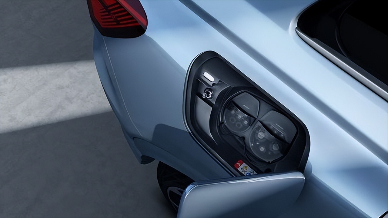 孙惠斌：纯电轿跑时代来了，深度试驾奥迪Q4e-tron