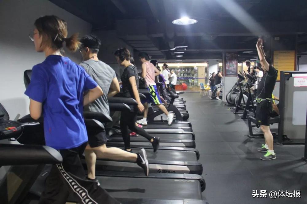 国庆期间全国多地体育场馆实行“低免开放”,浙江也不例外