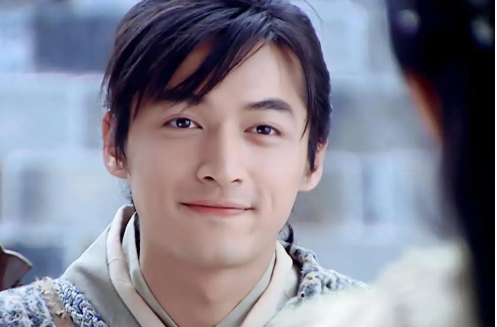 胡歌始于颜值陷于才华忠于人品,始于颜值忠于人品是谁评价胡歌的