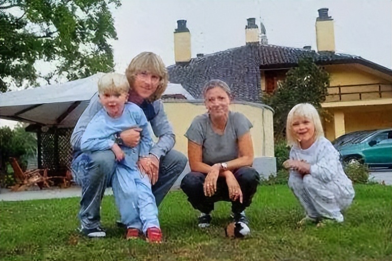 捷克大炮最新消息,捷克男足内德维德