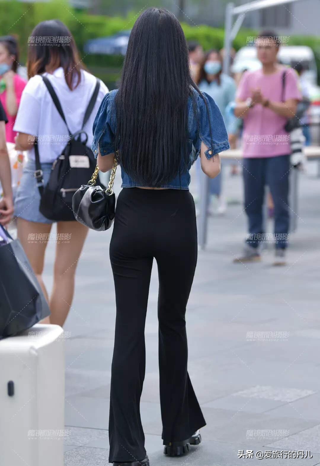 复古衬衫搭配黑色喇叭裤,牛仔裤复古衬衫搭配图片