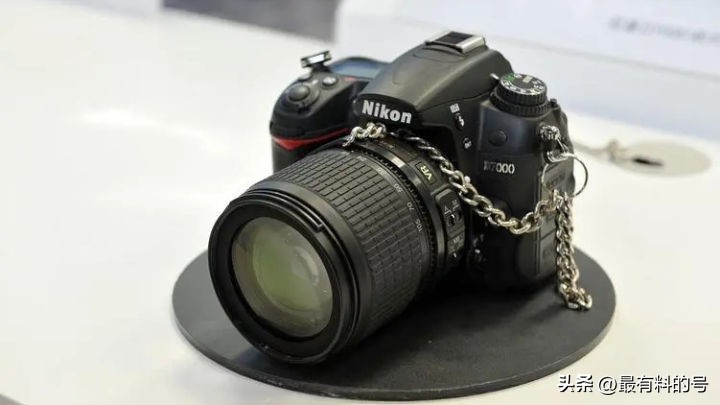 佳能与尼康全画幅微单比较哪个好,佳能尼康全画幅微单相机推荐