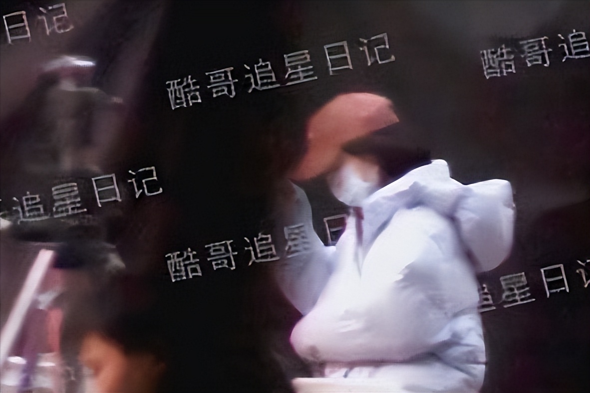 黄晓明杨颖被曝分居两年,黄晓明又和绯闻女友同框了